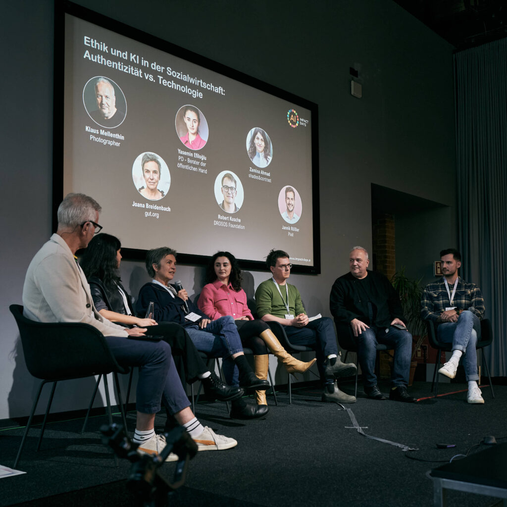 Panel auf den AI for Impact Days im bUm Berlin